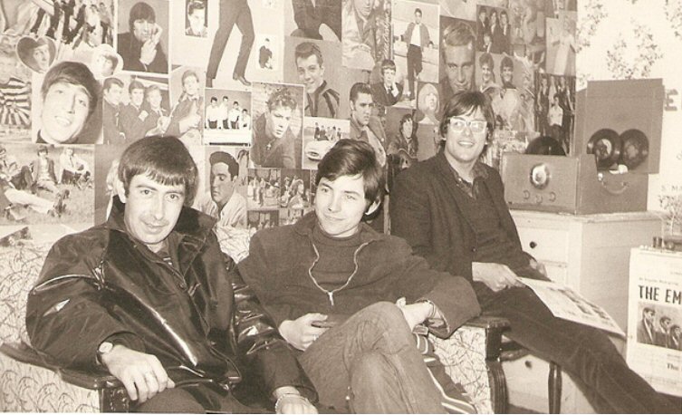 Third Dimension 1965 Graham Hunt (drums), Marc Tuddenham (guitar), Mick McGuigan (bass gtr).
